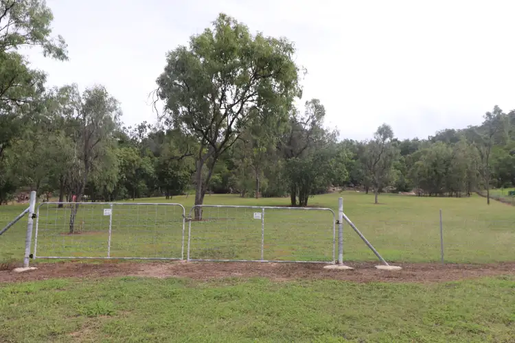 45 Castorina Drive, Mount Kelly QLD 4807