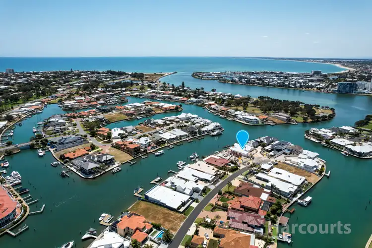 Fourth view of Homely house listing, 15 Reverie Mews, Halls Head WA 6210
