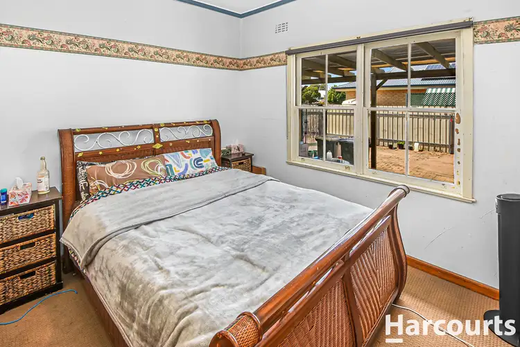 Fifth view of Homely house listing, 1 Sinclair Place, Horsham VIC 3400