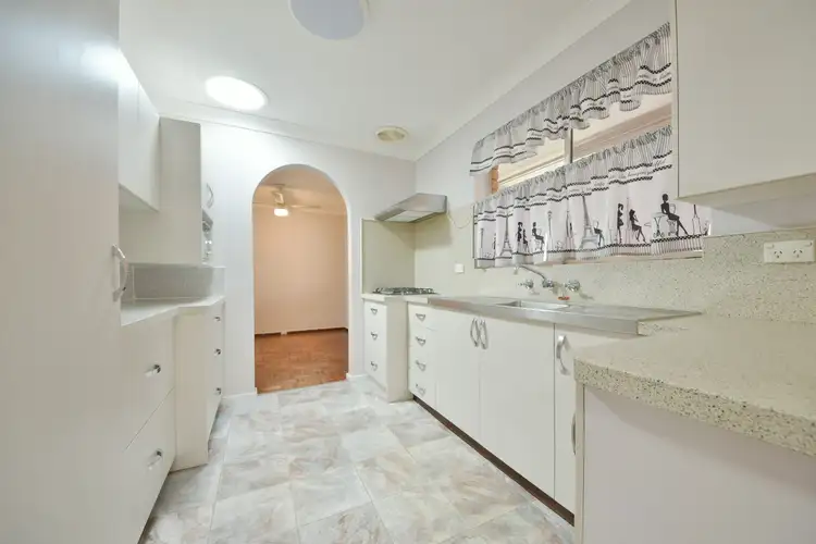 Fifth view of Homely house listing, 18 Ludlow Way, Warnbro WA 6169