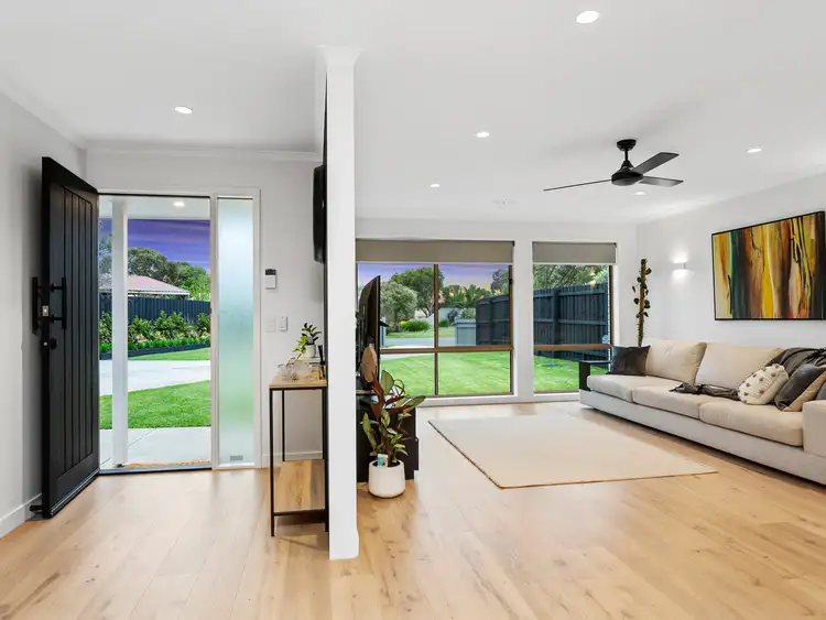 Fifth view of Homely house listing, 7 Lea Court, Hastings VIC 3915