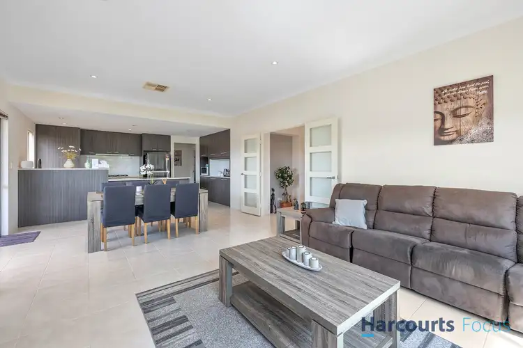 Fourth view of Homely house listing, 10 Beechwood Circle, Aveley WA 6069