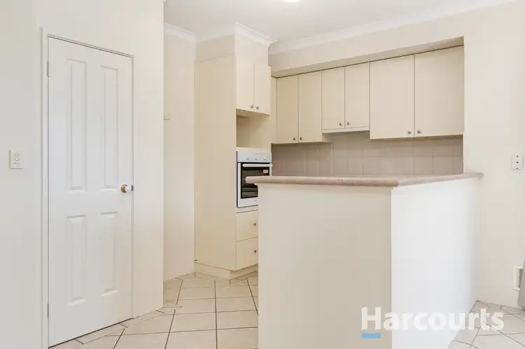 Seventh view of Homely house listing, 4/16 Arbroath Circle, Kinross WA 6028