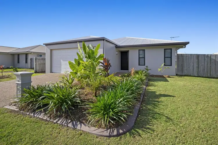 66 Shoalmarra Drive, Bushland Beach QLD 4818