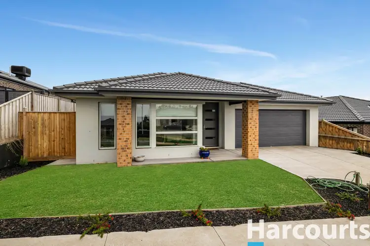 Second view of Homely house listing, 33 Palladium Boulevard, Drouin VIC 3818