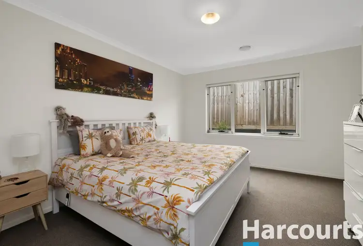 Fourth view of Homely house listing, 33 Palladium Boulevard, Drouin VIC 3818