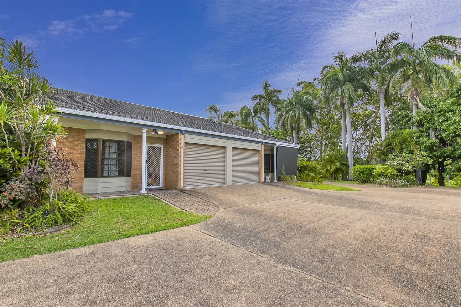 Main view of Homely unit listing, 11/15-17 Tyack Street, Rosslea QLD 4812