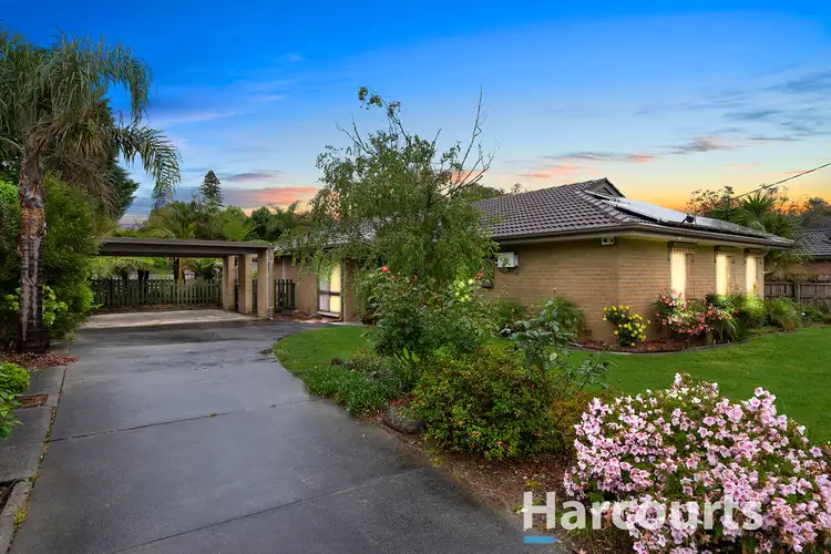 18 Stoneleigh Avenue, Boronia VIC 3155