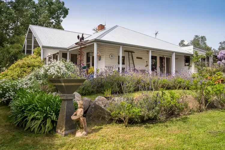 237 Long Gully Road, Violet Town VIC 3669
