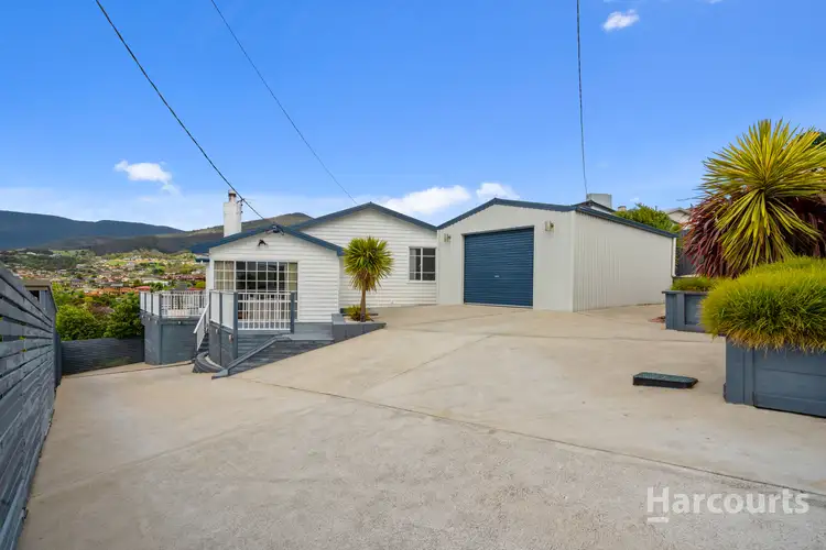 5 Tooma Avenue