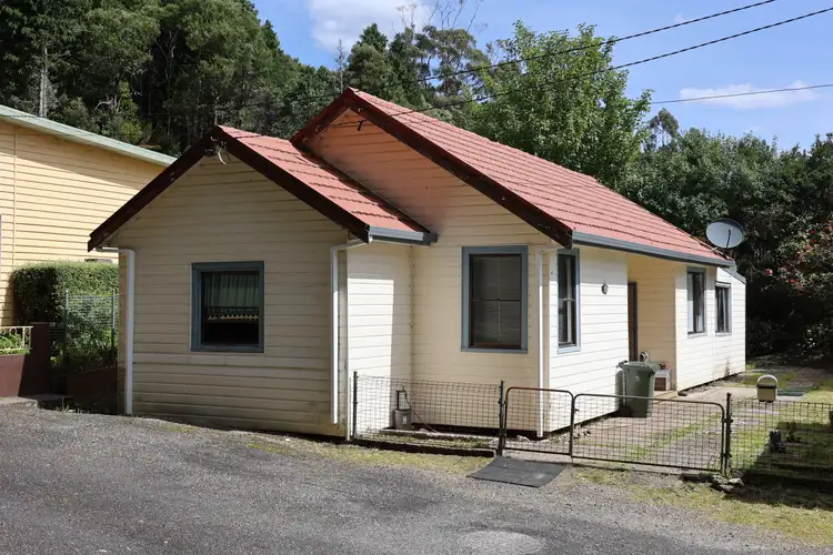 4A Powell Street, Queenstown TAS 7467