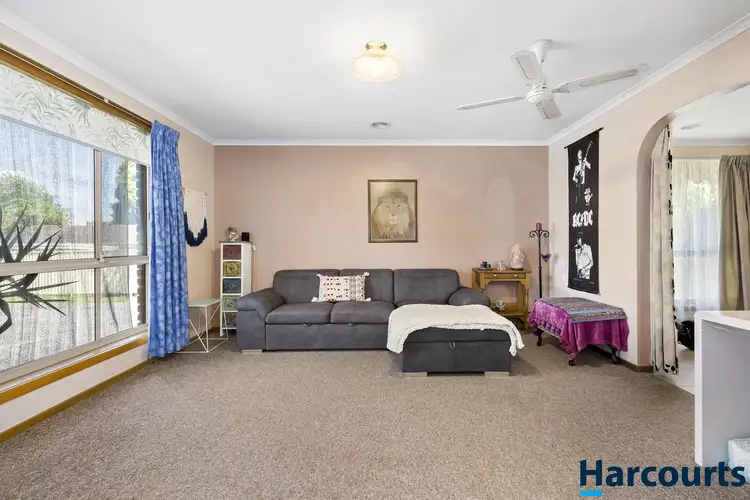 2/203 Bell Street, Redan VIC 3350