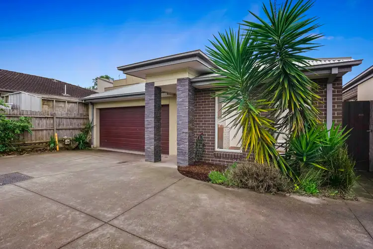 2/27 Clarinda Street, Somerville VIC 3912