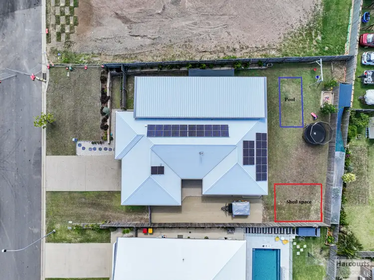 4 Beach House Drive, Lammermoor QLD 4703