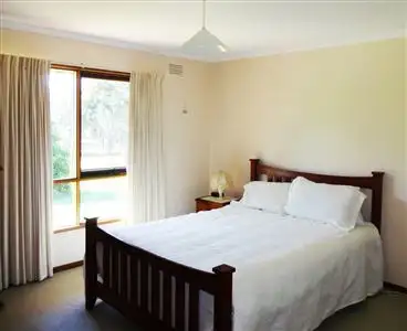 Seventh view of Homely house listing, 11 Omar Close, Glenrowan VIC 3675