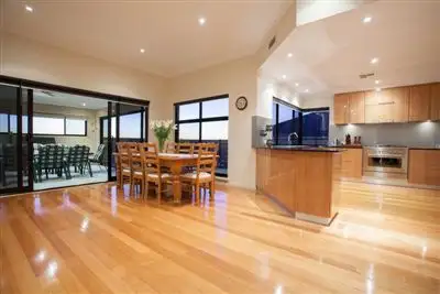 Fifth view of Homely house listing, 10 Tantabiddi Heights, Yangebup WA