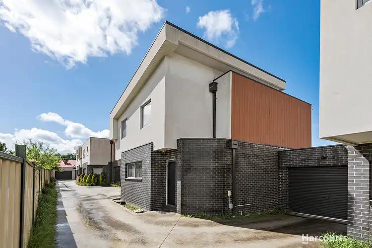 Main view of Homely house listing, 2/25 Briggs Crescent, Noble Park VIC 3174