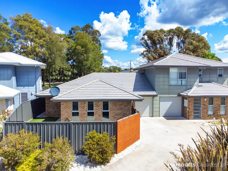 Main view of Homely unit listing, 2/9-11 Hortus Place, Newnham TAS 7248