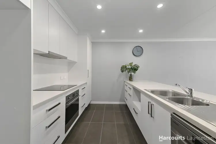 Fourth view of Homely unit listing, 2/9-11 Hortus Place, Newnham TAS 7248