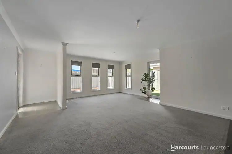 Sixth view of Homely unit listing, 2/9-11 Hortus Place, Newnham TAS 7248