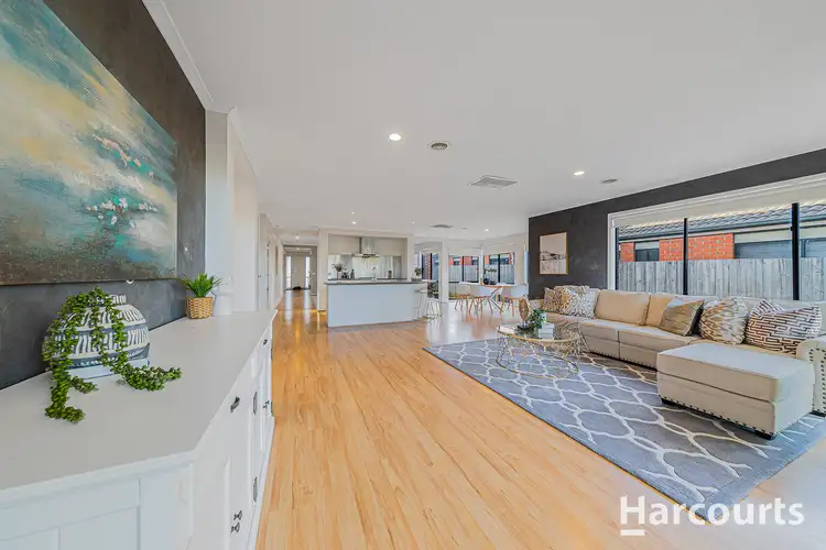 Second view of Homely house listing, 5 Osmington Circle, Narre Warren South VIC 3805