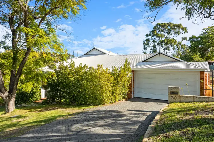 30 Edgar Way, Mount Pleasant WA 6153