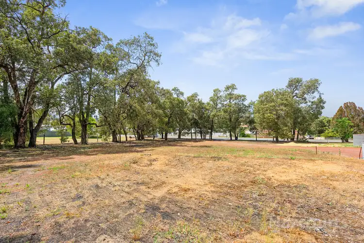 29 Robinson Street, Gingin WA 6503