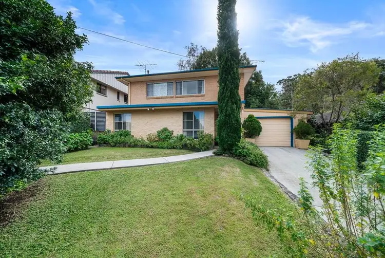 3 Owen Street, Mount Lofty QLD 4350