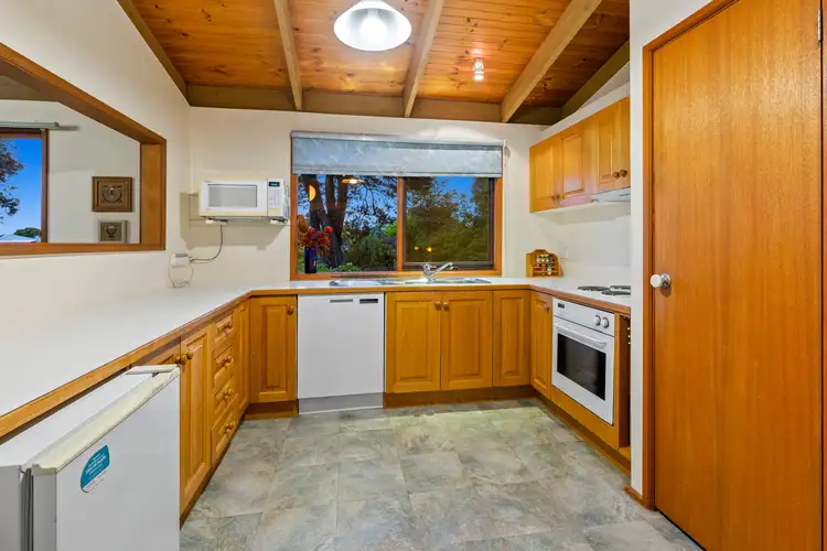 Fifth view of Homely house listing, 27 Banksia Square, Somers VIC 3927