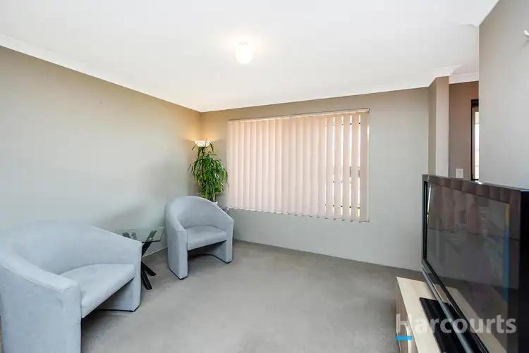 Sixth view of Homely house listing, 2 Carisbrooke Loop, Hocking WA 6065