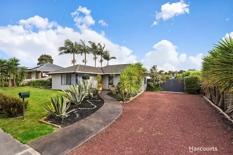 65 Crossdale Rise, Endeavour Hills VIC 3802