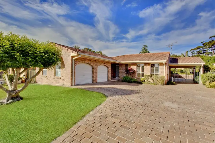 4 Palm Court, South West Rocks NSW 2431