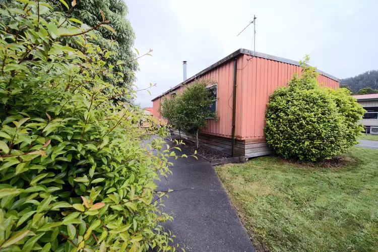 14 Sale Street, Tullah TAS 7321