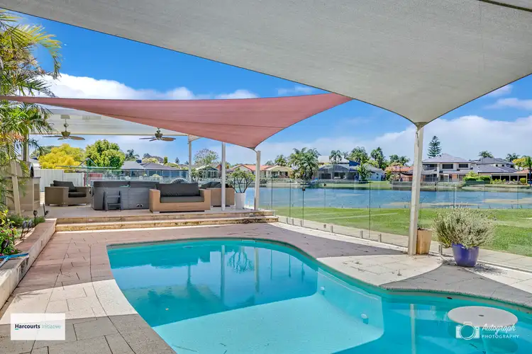 55 Lakeshore Close, Ballajura WA 6066