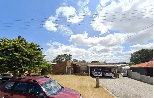 16 Elwood Court, Craigie WA 6025