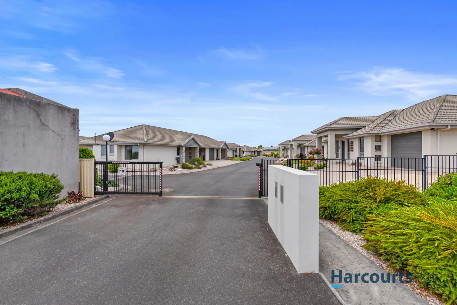 Main view of Homely villa listing, 15/11 New Street, Ulverstone TAS 7315