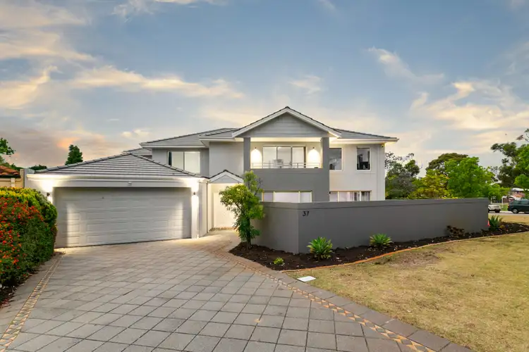 37 Palmer Street, Attadale WA 6156