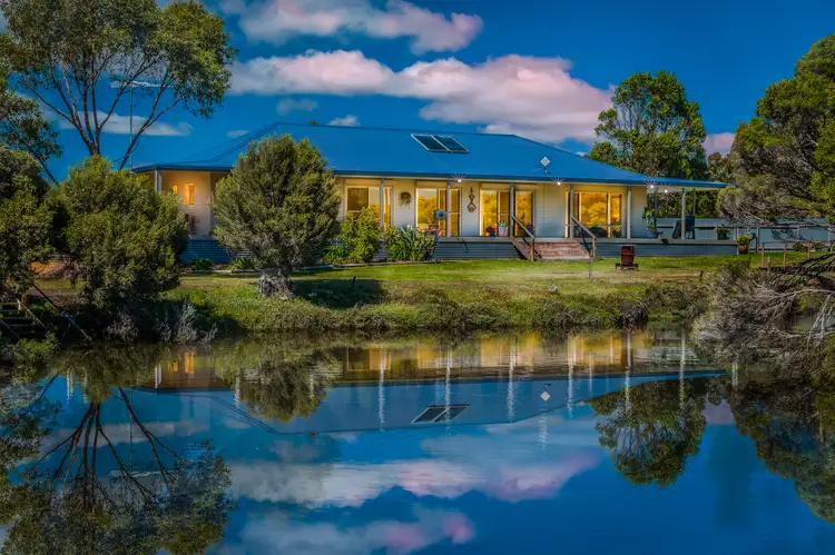 97 Hog Bay Road, Cygnet River SA 5223