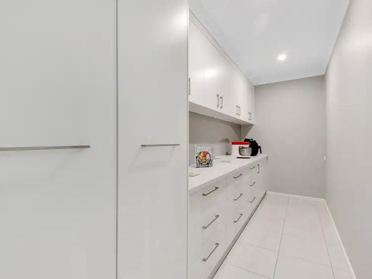Fifth view of Homely house listing, 27 Bookless Court, Oxley VIC 3678