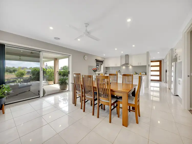 Sixth view of Homely house listing, 27 Bookless Court, Oxley VIC 3678