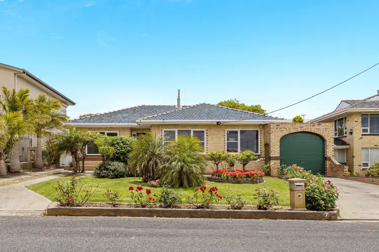 7 Bluffview Road, Mccracken SA 5211