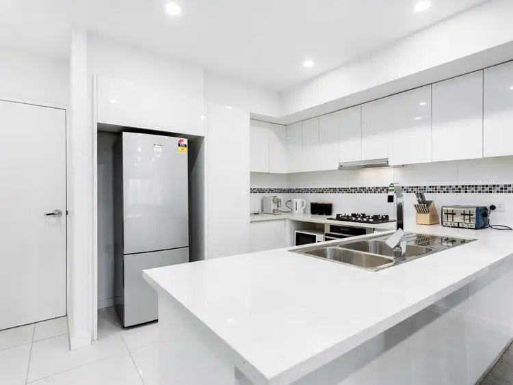 Third view of Homely apartment listing, 5/1A Elizabeth Street, Hastings VIC 3915