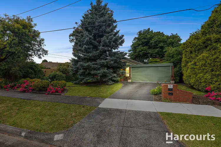 4 Champion Crescent, Glen Waverley VIC 3150