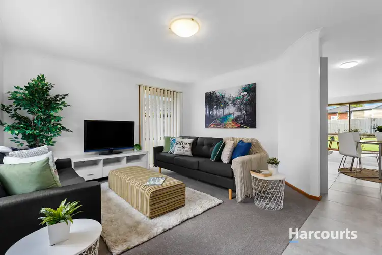 Second view of Homely house listing, 5 Lakesfield Drive, Lysterfield VIC 3156