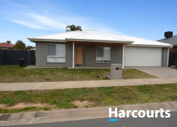 8 Bowerbird Way