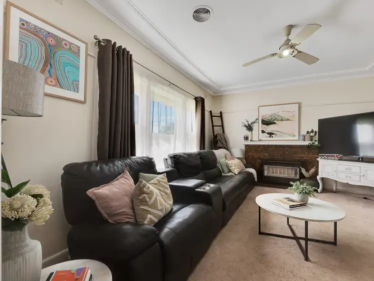 Second view of Homely house listing, 2 Orr Street, Wangaratta VIC 3677