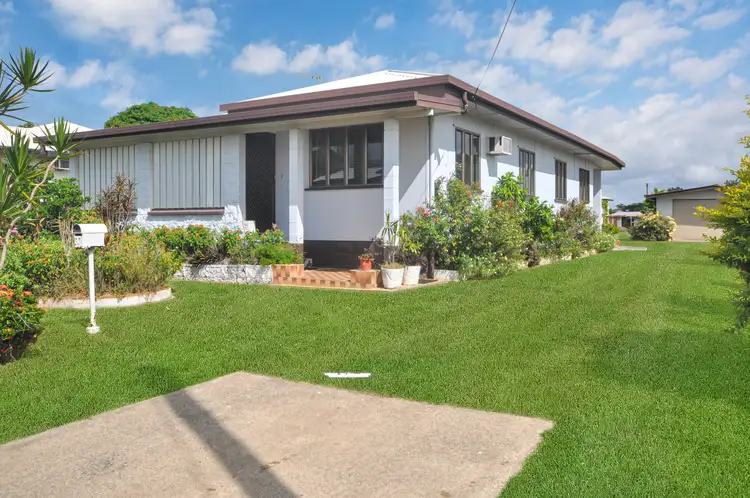 37 Warren Street, Ingham QLD 4850