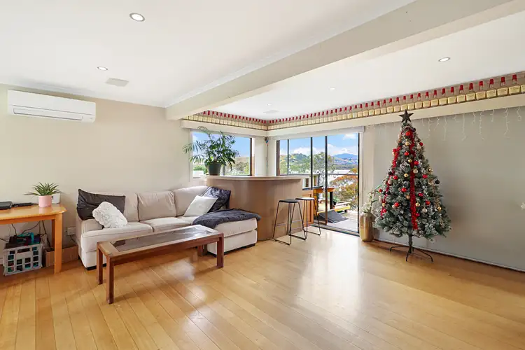 Fourth view of Homely house listing, 2 Sunset Strip, Bonnie Doon VIC 3720