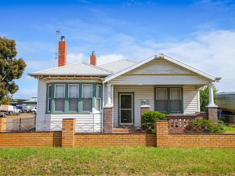 28 Jackson Street, Casterton VIC 3311