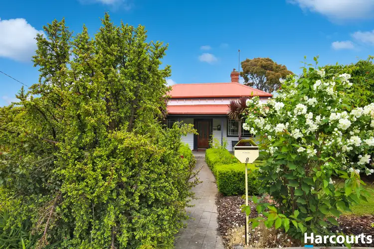 8 Bazley Street
